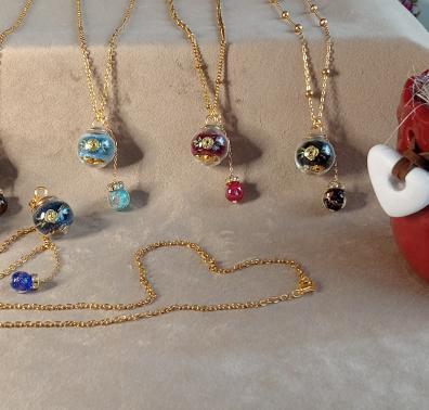 COLLANE CON PERLE IN VETRO DI MURANO