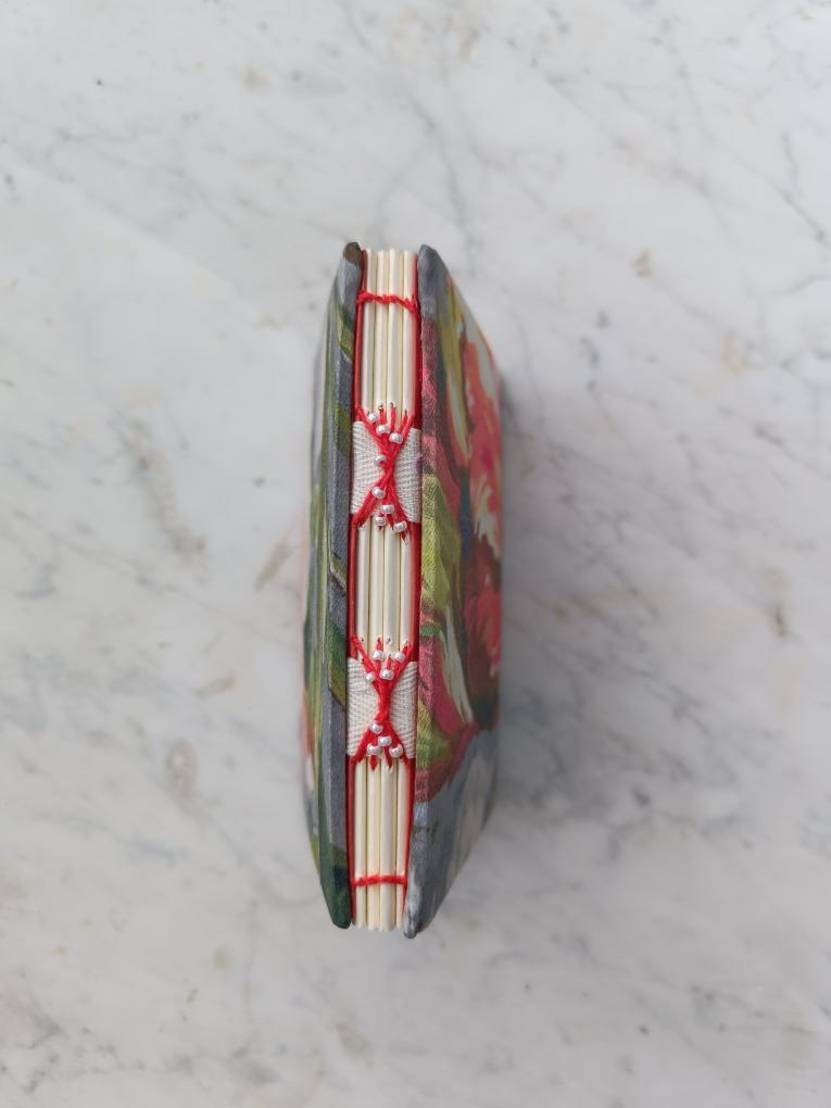 QUADERNO A6 COPERTINA IN STOFFA RICAMO CON PERLINE