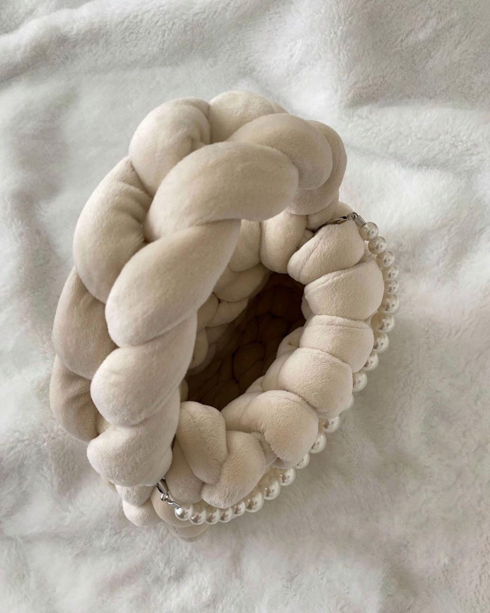 CHUNKY BAG - MINI PUFF IN VELLUTO CON DETTAGLIO IN PERLE