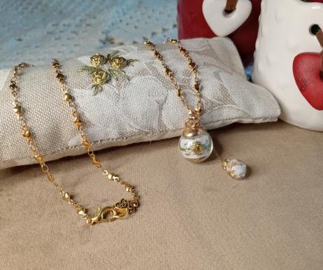 ORECCHINI IN VETRO DI MURANO E PIZZO