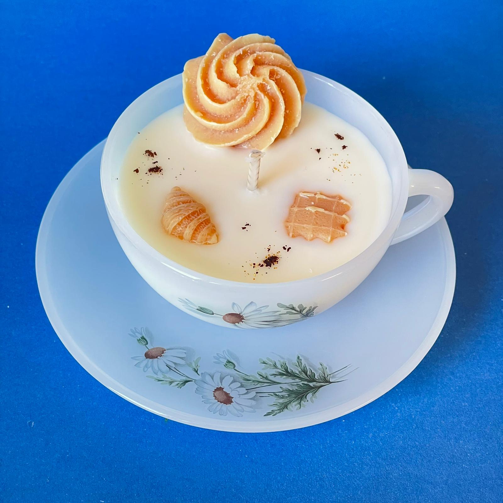 CANDELA TAZZA LATTE E BISCOTTI