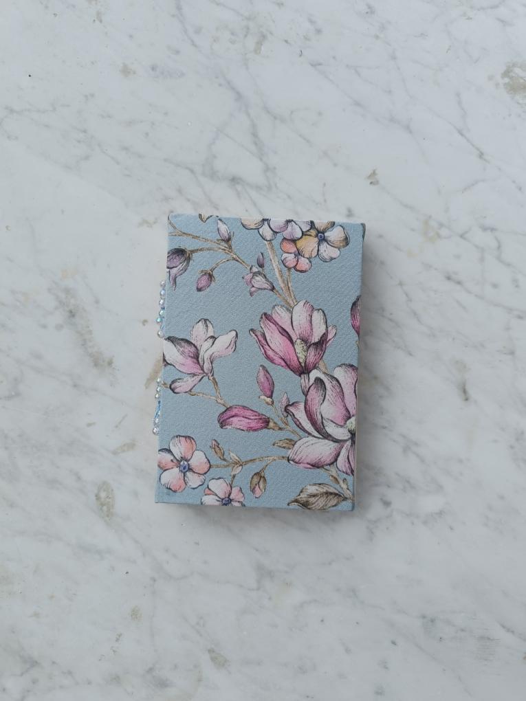 QUADERNO A6 COPERTINA IN STOFFA RICAMO CON PERLINE